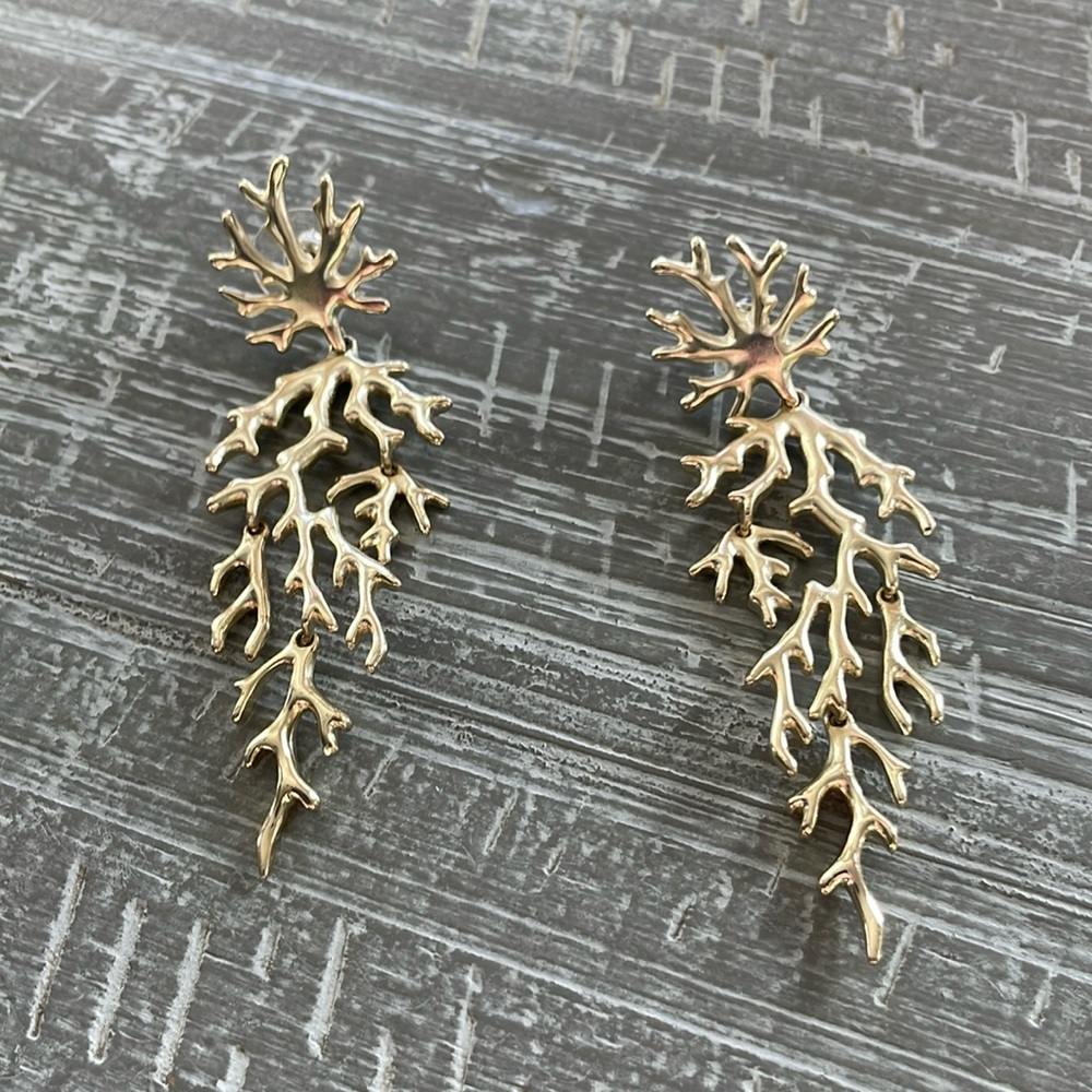 Kendra Scott Aviana Statement Earrings